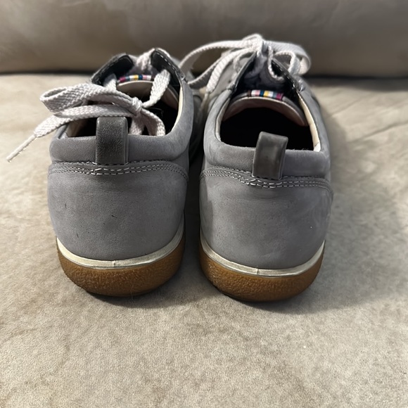 Ecco Casual Sneakers - Picture 3 of 4